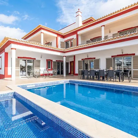 Villa Aica - By Bedzy Guia (Faro)