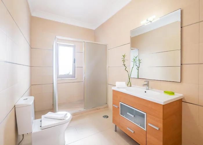 Villa Aica - By Bedzy *